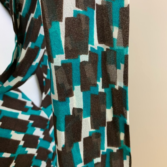 Banana Republic chiffon tie neck tank XS - Picture 7 of 8